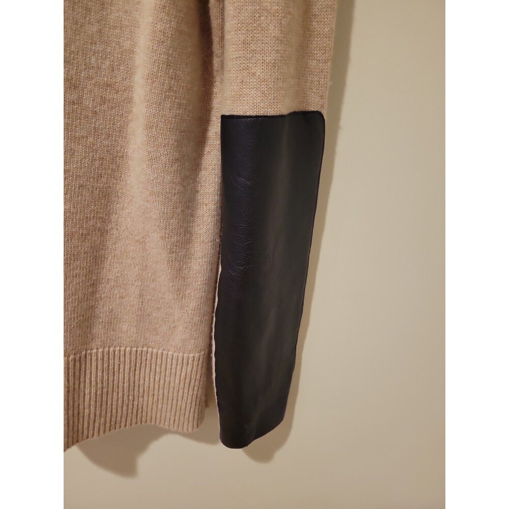 J.Crew Wool Cashmere V Neck Sweater Women's M Beige Black Leather Sleeve Panels - Picture 4 of 7